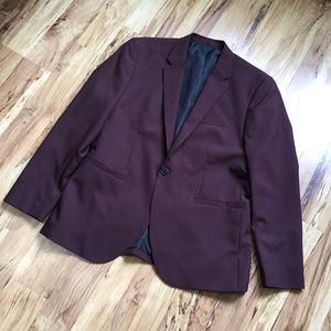 H&M maroon fitted suit jacket